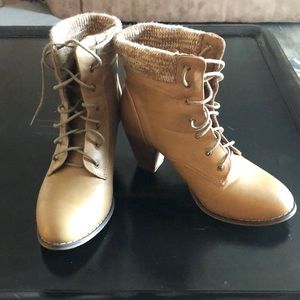 Women’s brown/ beige booties size 9